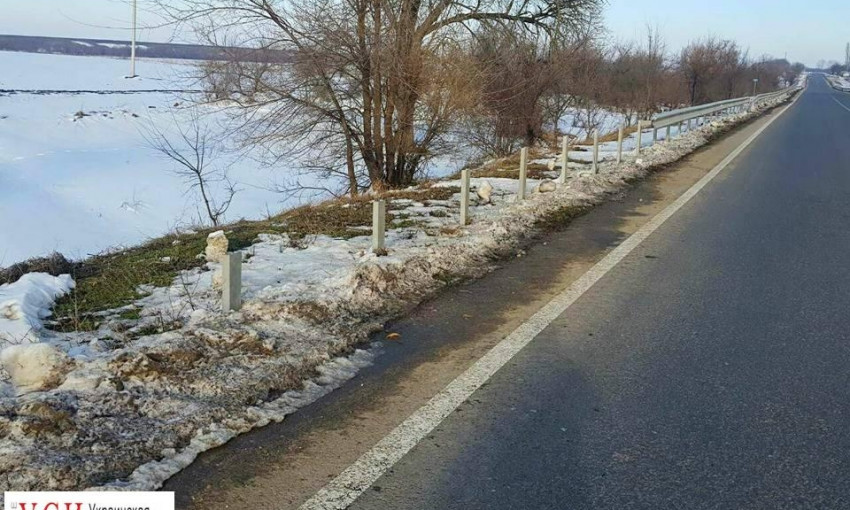 Трасса «Одесса – Рени» лишилась более 40 метров ограждения