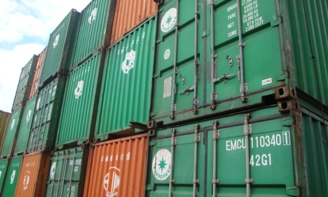 Хищение контейнеров с грузом на 154 миллиона: в Одессе задержали экс-таможенника