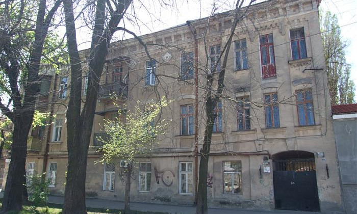 В Одессе в одной из квартир обвалился потолок 