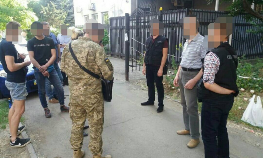 Одесский терапевт выдавал призывникам «липовые» справки: его задержали