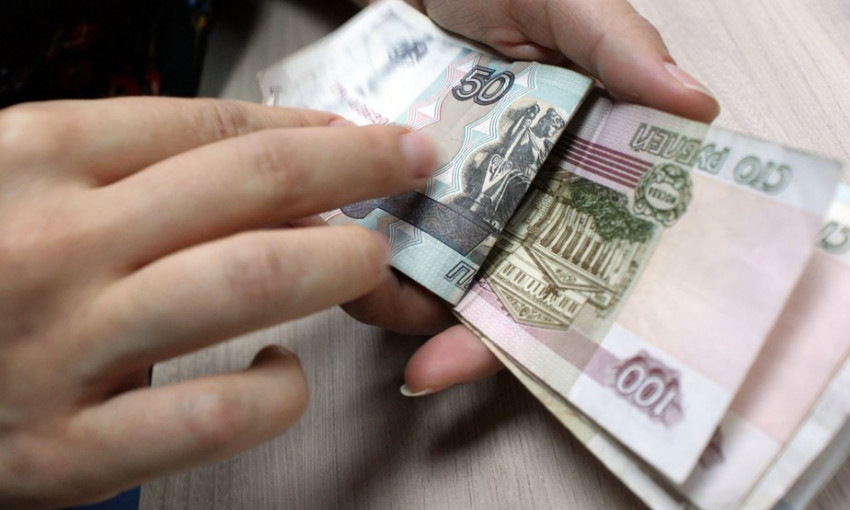 Гражданин Молдовы пытался подкупить одесских пограничников рублями