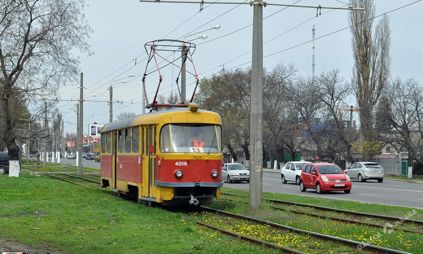 Со следующего месяца проезд в трамваях и троллейбусах Одессы подорожает