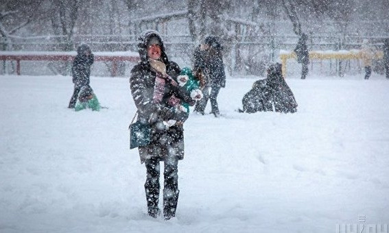 Беспощадный мороз: в Одесской области не работают 640 школ