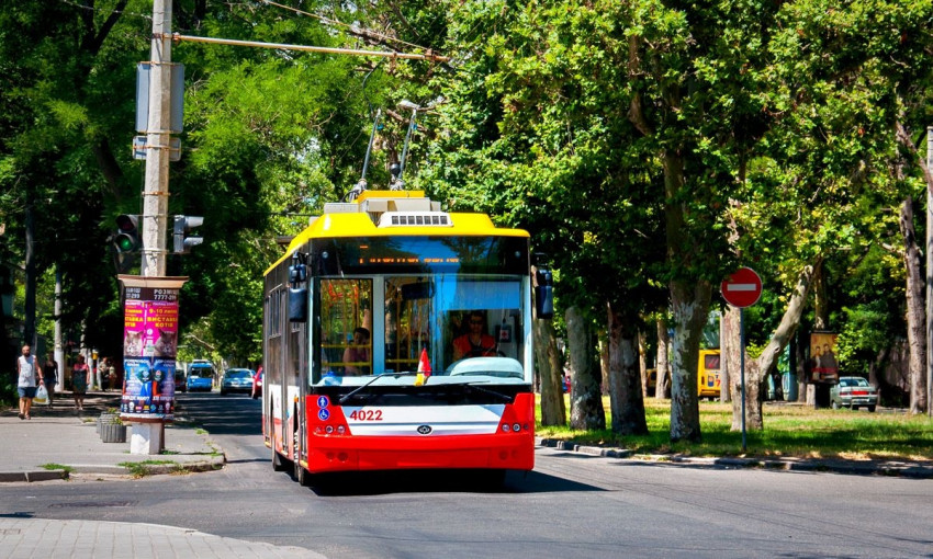 Одесское ДТП ограничило работу нескольких троллейбусов