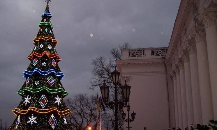 Стало известно, когда засветится главная елка Одессы  