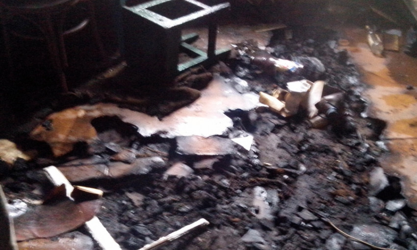 Жуткий пожар в Киевском районе: погиб мужчина