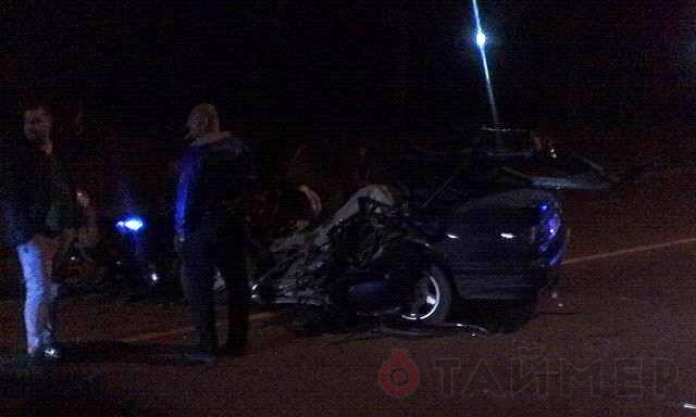 Вечерняя трагедия: под Одессой на скорости столкнулись легковушка и грузовик