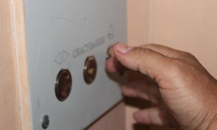 Несколько десятков лифтов в Аккермане обзавелись диспетчерской связью