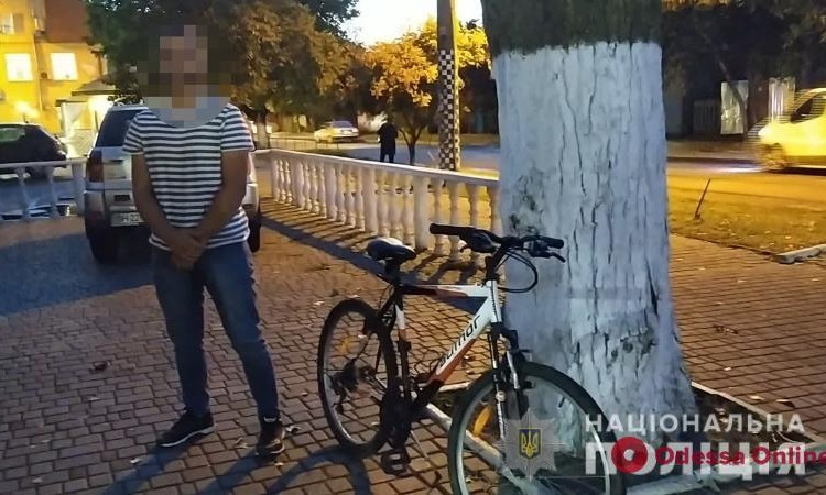 В Одессе злоумышленник украл 4 велосипеда за день 