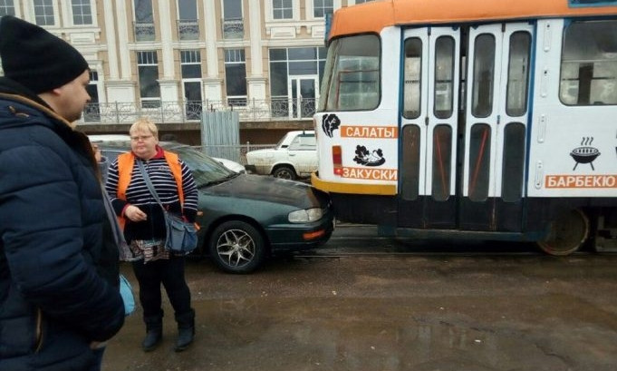 В Одессе произошло ДТП с участием трамвая (ФОТО)