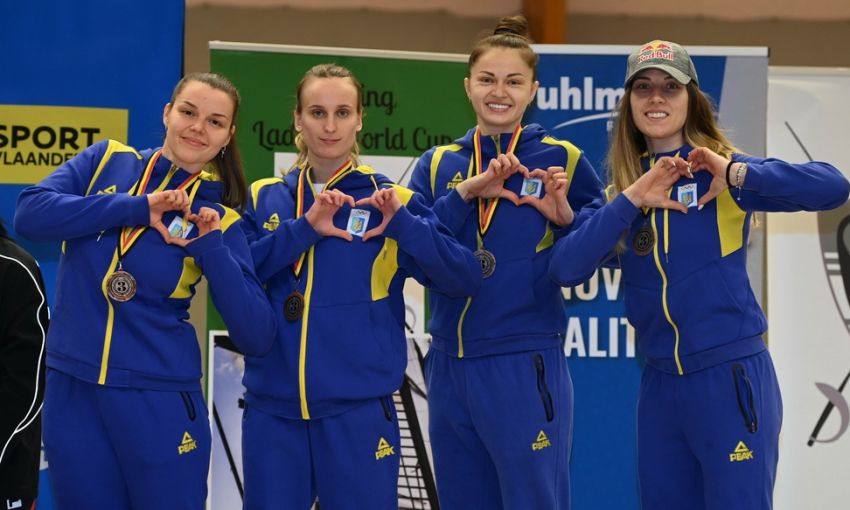 Одесские спортсменки завоевали две "бронзы" на этапе Кубка мира по фехтованию