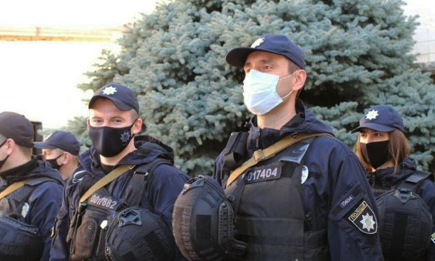 Полицейских Одессы подняли по тревоге 