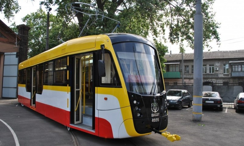 На улицы города выпустили второй трамвай «Одиссей»