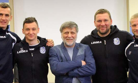 У футбольного клуба «Черноморец» теперь есть главный тренер и новый капитан