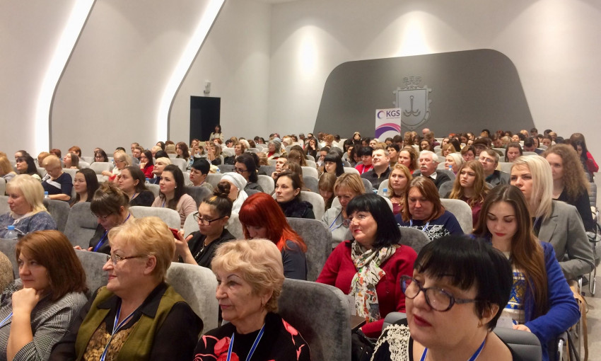 Жительницы Одессы отпраздновали 100-летие избирательных прав женщин