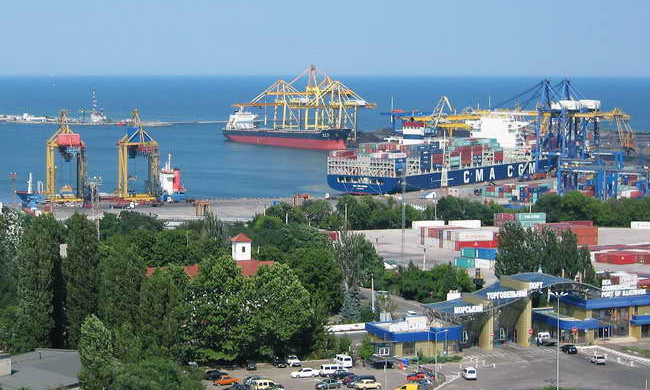 Государственный фонд объявил о намерении сдать в аренду два помещения в порту Черноморск  