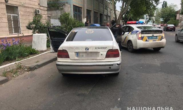 Хотел купить и угнал: одесская полиция поймала "шумахера"