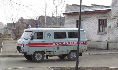 В округе нардепа Гончаренко экипажи скорой помощи получили один защитный костюм на четверых (ВИДЕО)