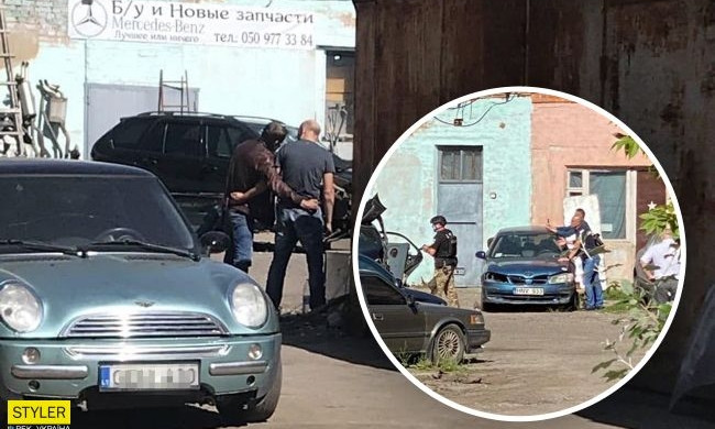 Новый захват заложников: в Полтаве: полковника полиции угонщик везет в Киев 
