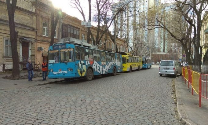В центре Одессы ДТП: все троллейбусы стоят