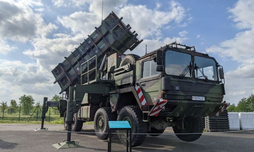 Украина получила от Германии первую систему ПВО Patriot: она уже прибыла в страну