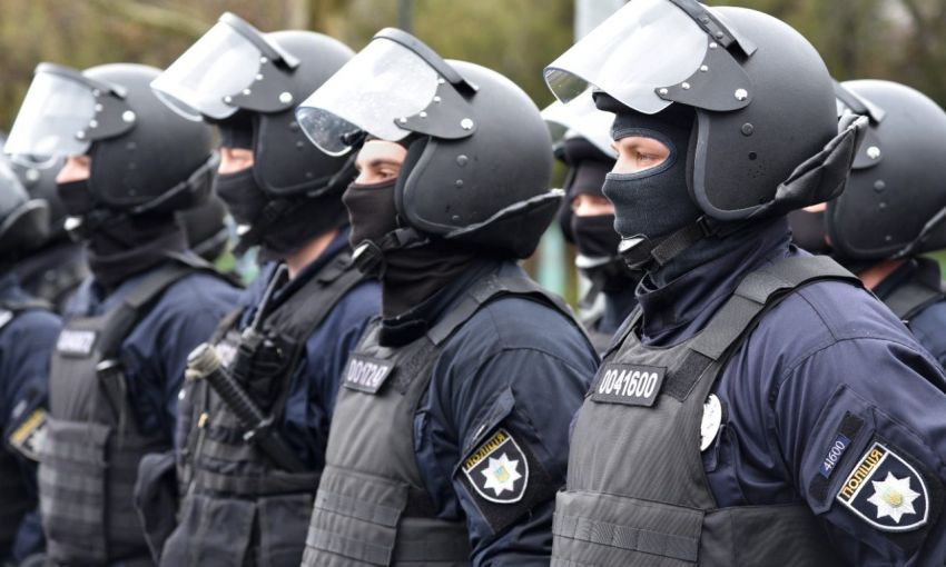В Одесской области во время новогодних праздников за правопорядком будут следить 3 тысячи полицейских