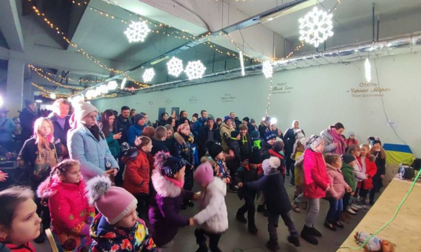 Дети одесских пограничников отпраздновали День святого Николая в укрытии