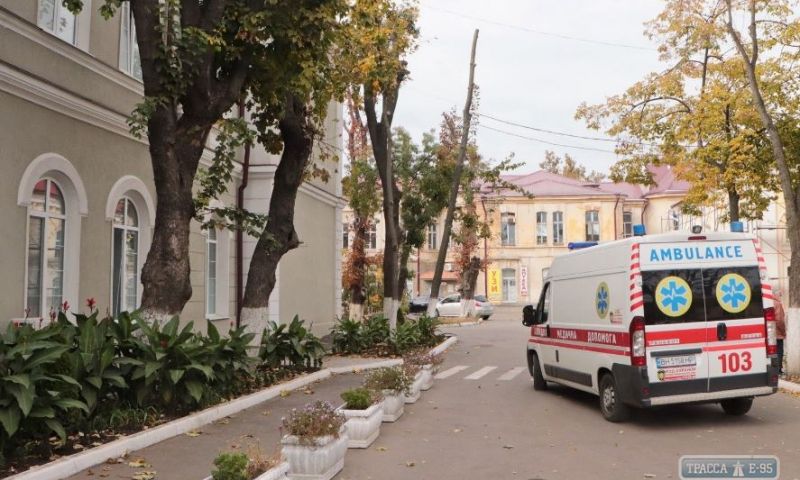 В больницах Одессы закончились койки: власти срочно добавляют места для вирусных больных