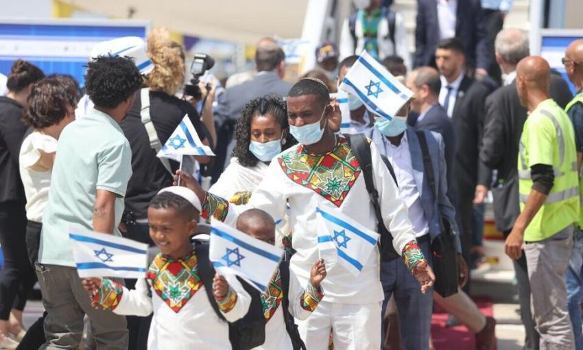 Эфиопские евреи возмущены новым госбюджетом: средств на репатриантов нет, а на поездки чиновников - есть