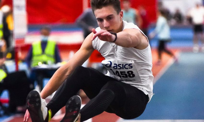 Спортсмен из Одещины победил на всеукраинских соревнованиях по легкой атлетике