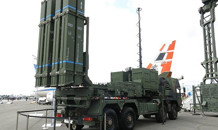 Германия передаст Украине еще больше систем ПВО IRIS-T
