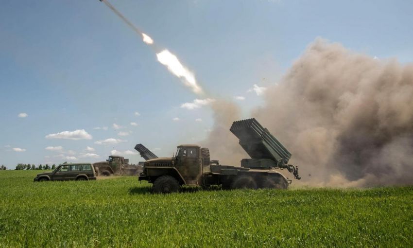 The Independent: Россия многократно превосходит Украину в технике и боеприпасах – ВСУ несут огромные потери