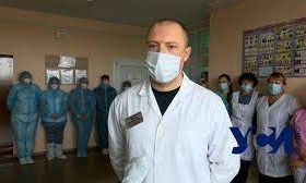 Пациенты лежат в коридорах, медики теряют сознание: Беляевская больница на кризисном пике