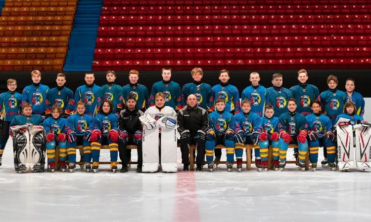 Юные хоккеисты из Одессы - победители чемпионата Украины