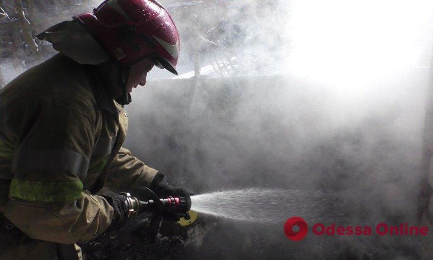 В Одессе случился пожар в кафе-баре: никто не пострадал
