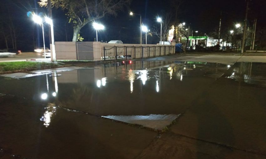 Район "Молодая гвардия" в Одессе без воды из-за крупной аварии
