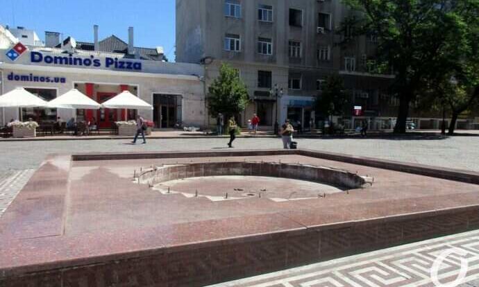 Греческая площадь Одессы зазвенит фонтанами: дождались внимания благоустройщиков