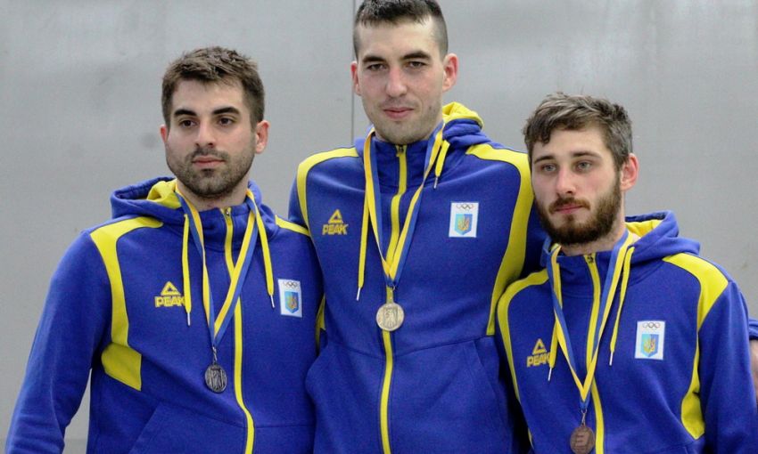 Одесские фехтовальщики завоевали "золото" и "серебро" на всеукраинских соревнованиях
