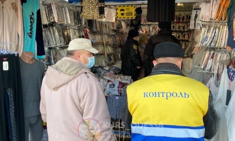 Одессу «шмонают»: проверки начали с маршруток и ТРЦ