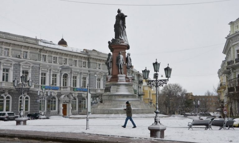 Снег напомнил горожанам, какой должна быть Одесса зимой 