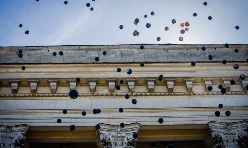Траурные шарики были запущены над Куликовым полем (ФОТО)