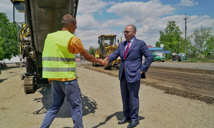 На трассе «Одесса – Рени» ремонтируют участок в 30 километров