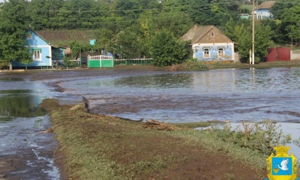 Жилые дома Арцизского района оказались подтоплены сильным ливнем (ФОТО)