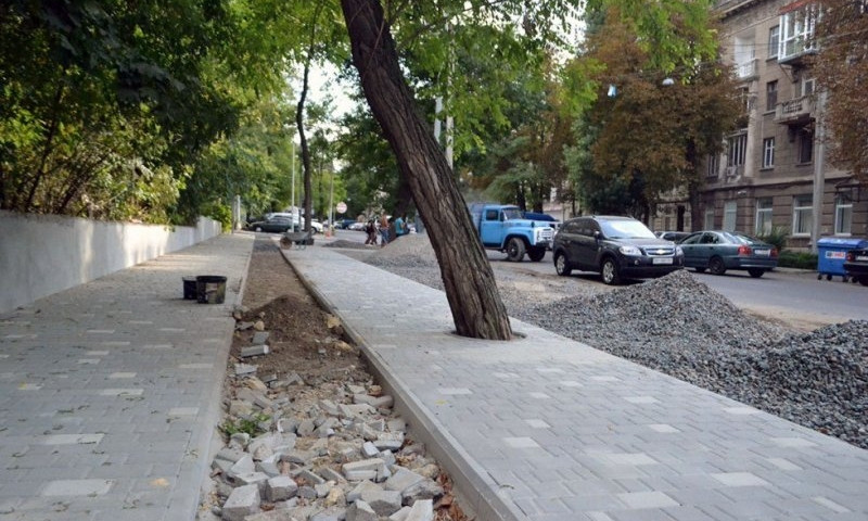 Возле парка Шевченко появилась пешеходная дорожка