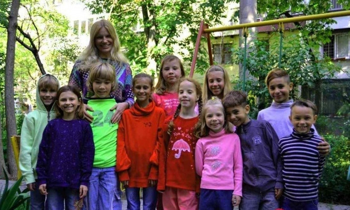 Одесса: сиротам из приёмной семьи серьёзно угрожают в школе