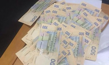 У одесситки из кошелька украли 20 тысяч гривен