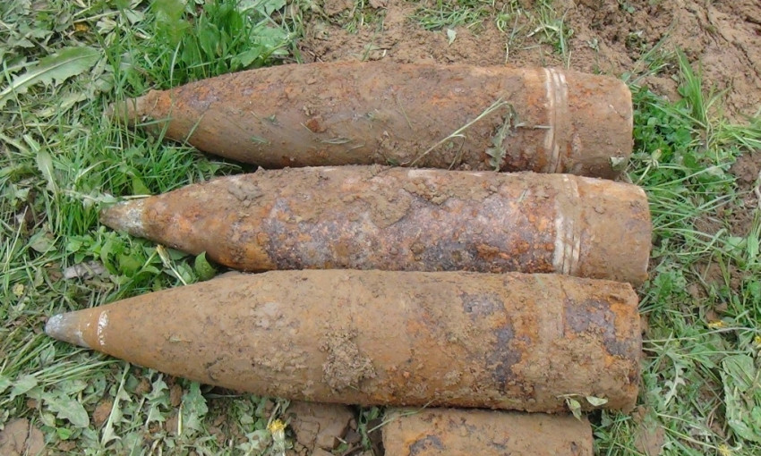 Металлокопатели  вместо металлолома сдали три снаряда времён Второй мировой войны