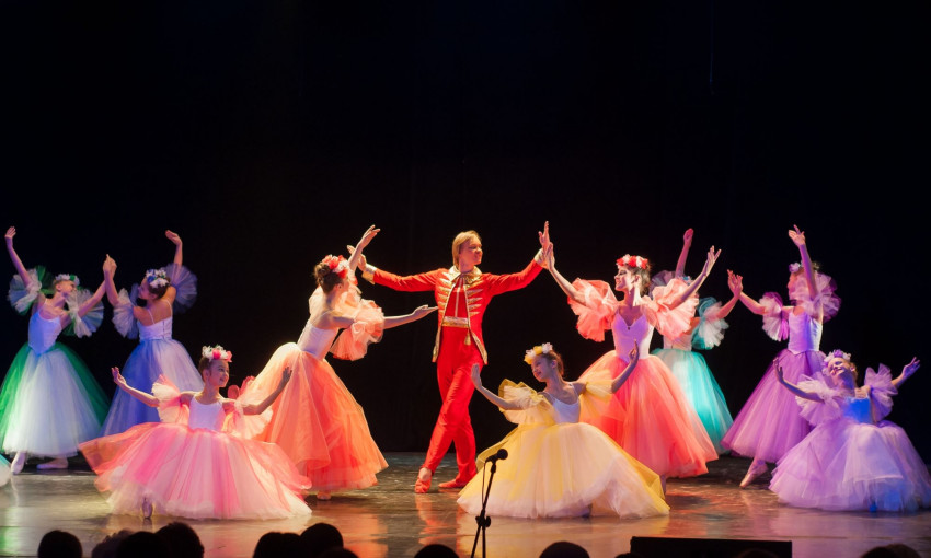25-летие детского театра «Балаганчик» в Одессе отметили изданием книги
