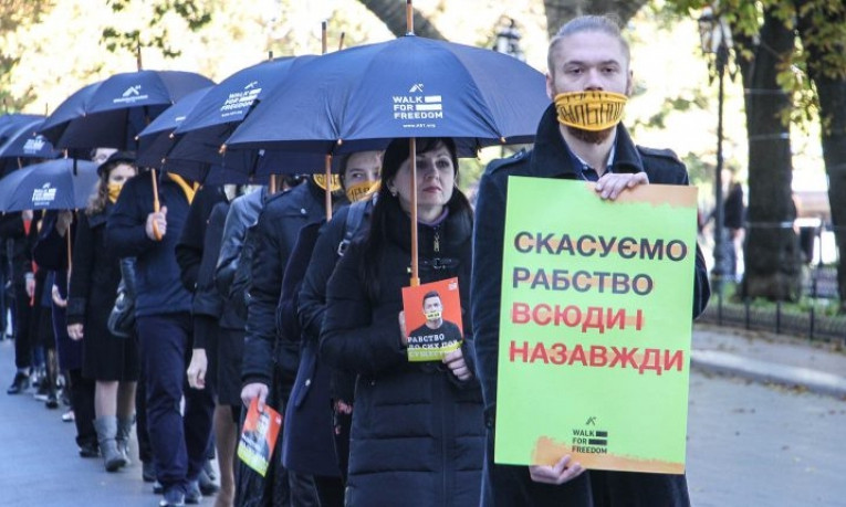 Сегодня в Одессе прошел марш против рабства