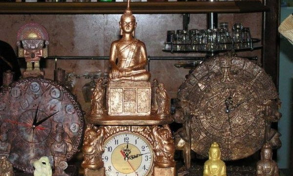 В Одессе появились механические часы из французского чёрного шоколада